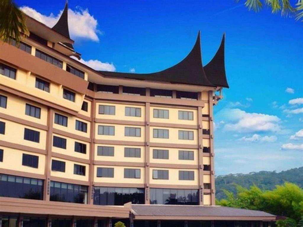 Kyriad Bumiminang Hotel Padang  Ngoại thất bức ảnh