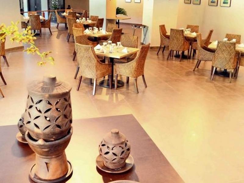 Kyriad Bumiminang Hotel Padang  Ngoại thất bức ảnh