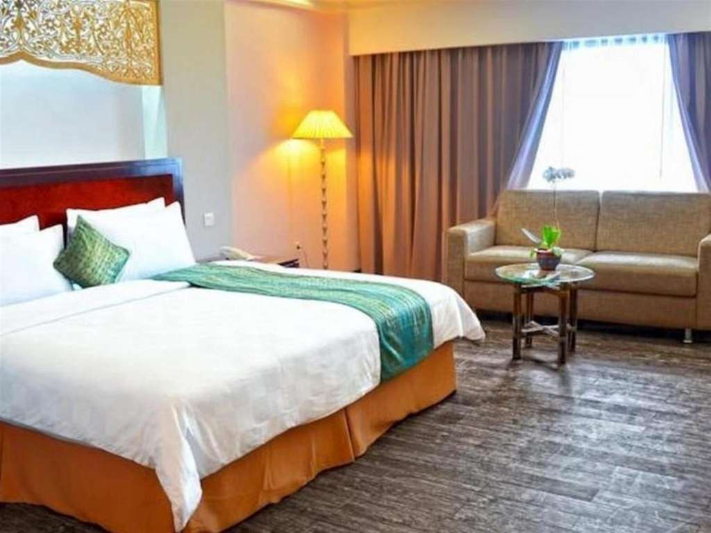 Kyriad Bumiminang Hotel Padang  Phòng bức ảnh